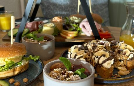 Frühstück im Café Clär